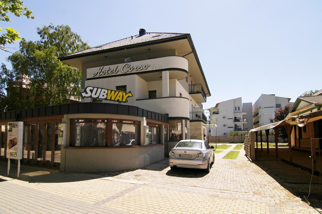 Hotel Corso Siófok Zewnętrze zdjęcie